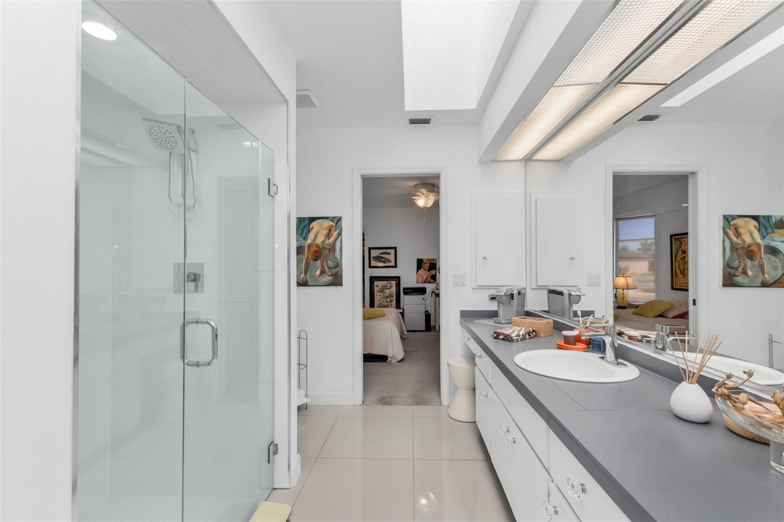 KINGS CROSSING - Residential