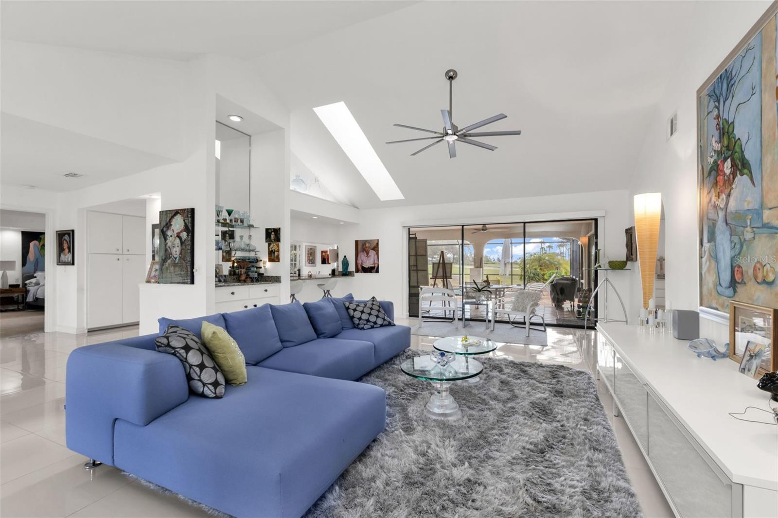 KINGS CROSSING - Residential