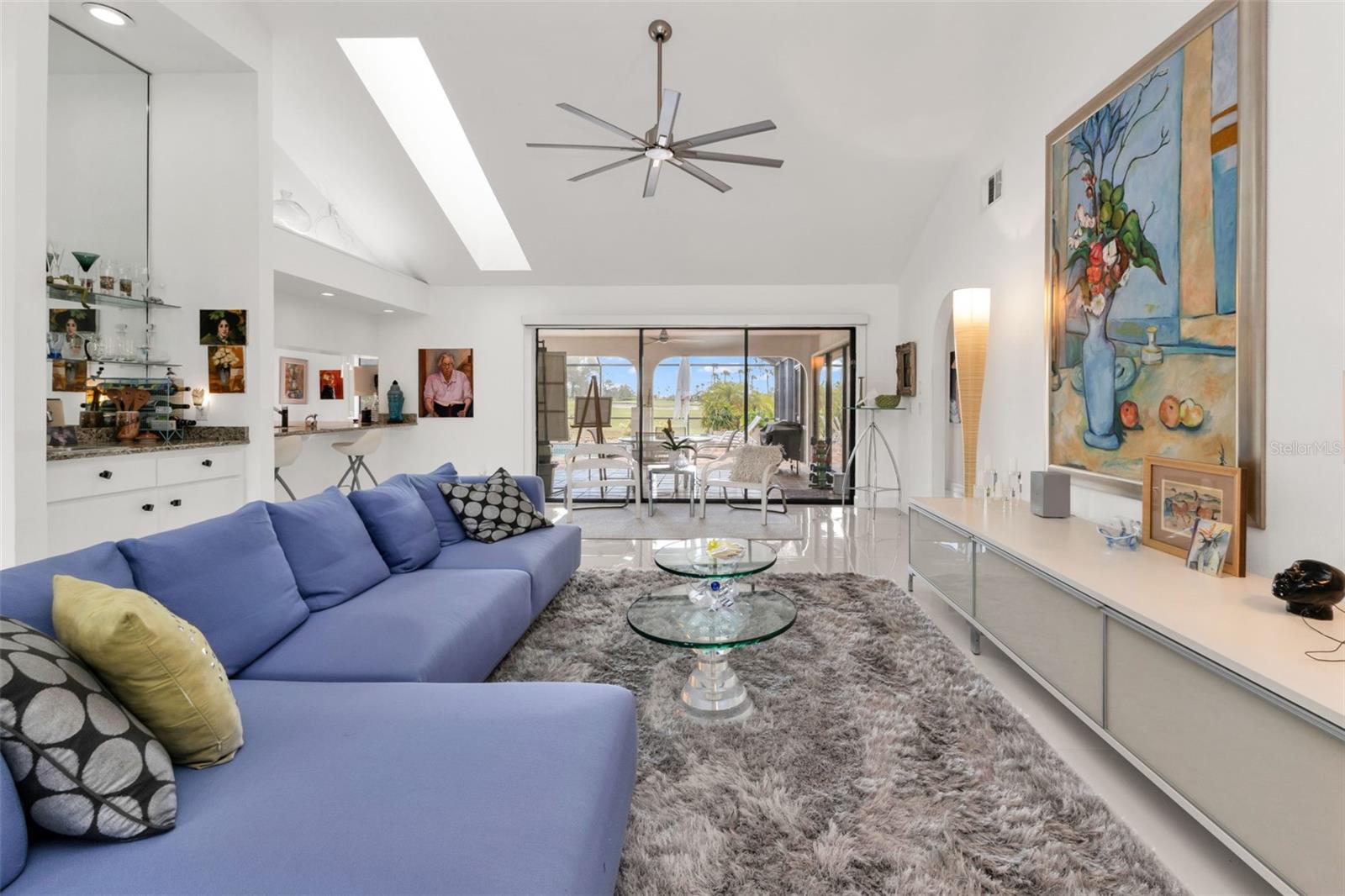 KINGS CROSSING - Residential