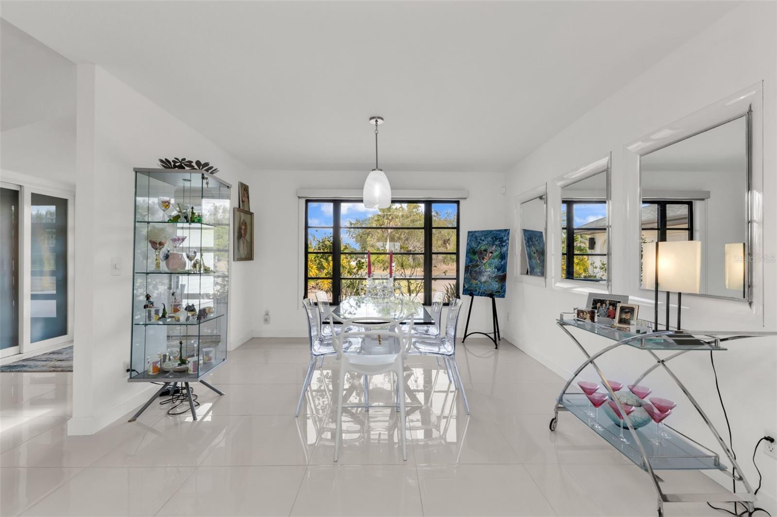 KINGS CROSSING - Residential