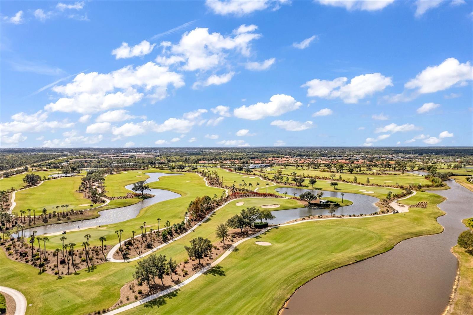 KINGS CROSSING - Residential