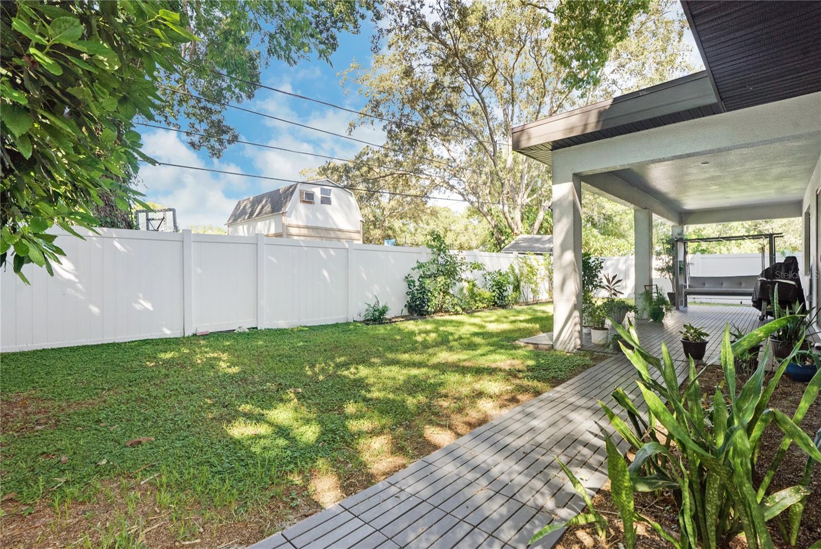 SUNSET GARDENS - Residential