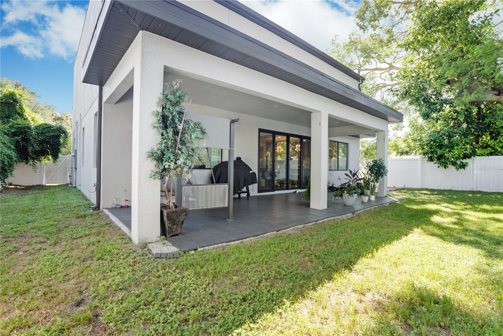 SUNSET GARDENS - Residential