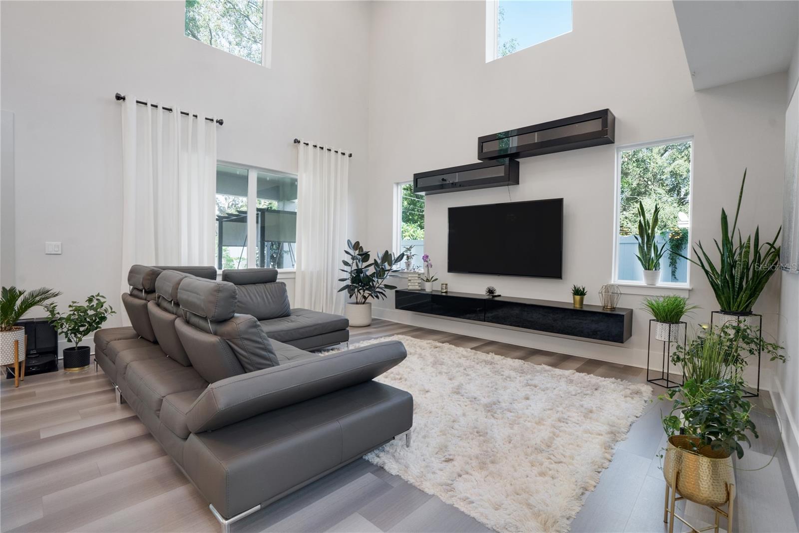 SUNSET GARDENS - Residential