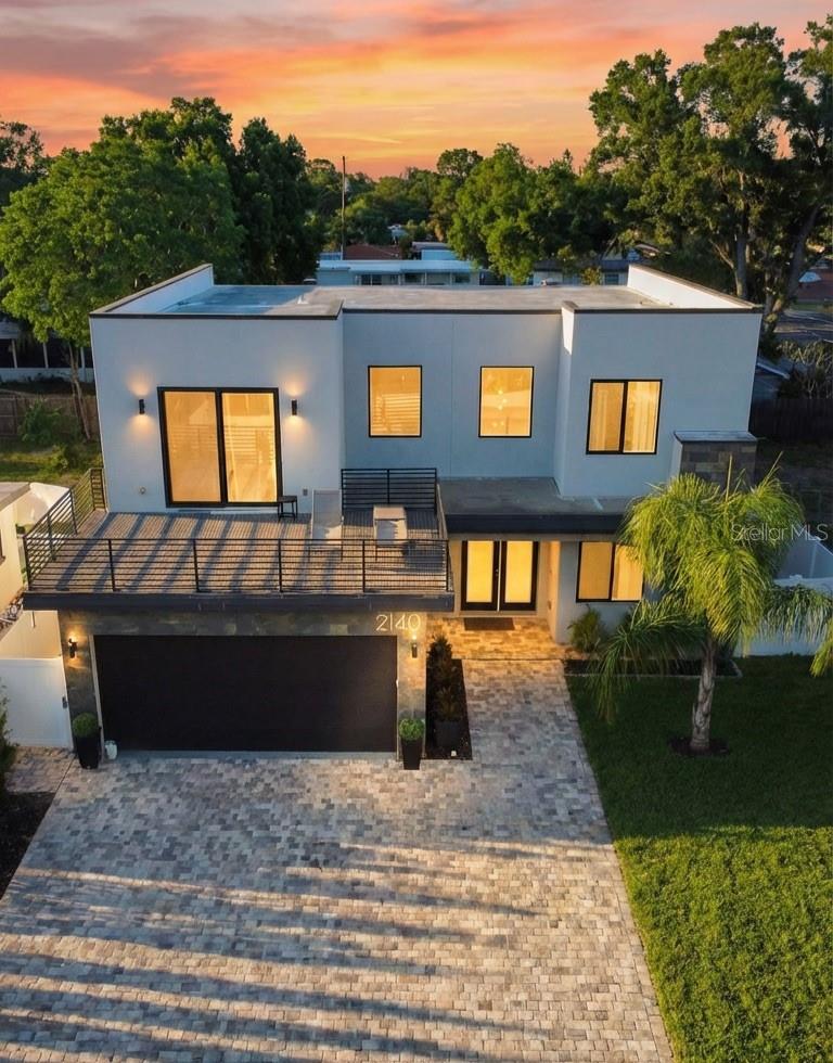 SUNSET GARDENS - Residential