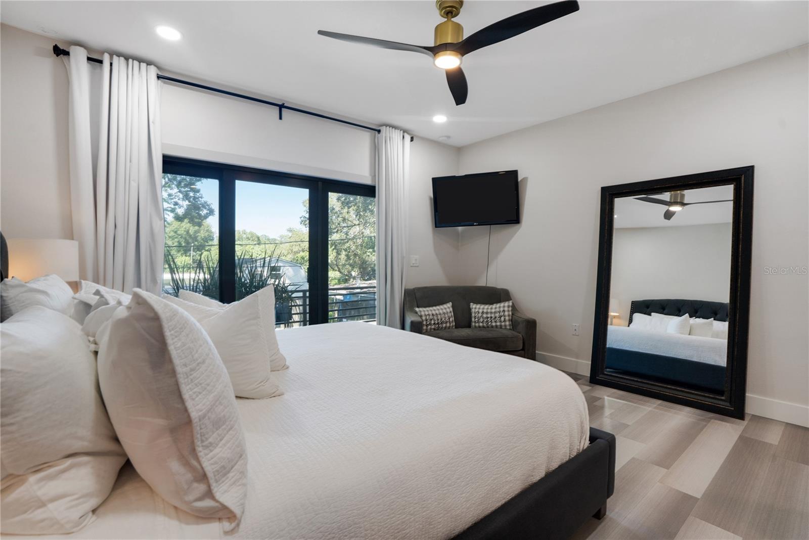 SUNSET GARDENS - Residential