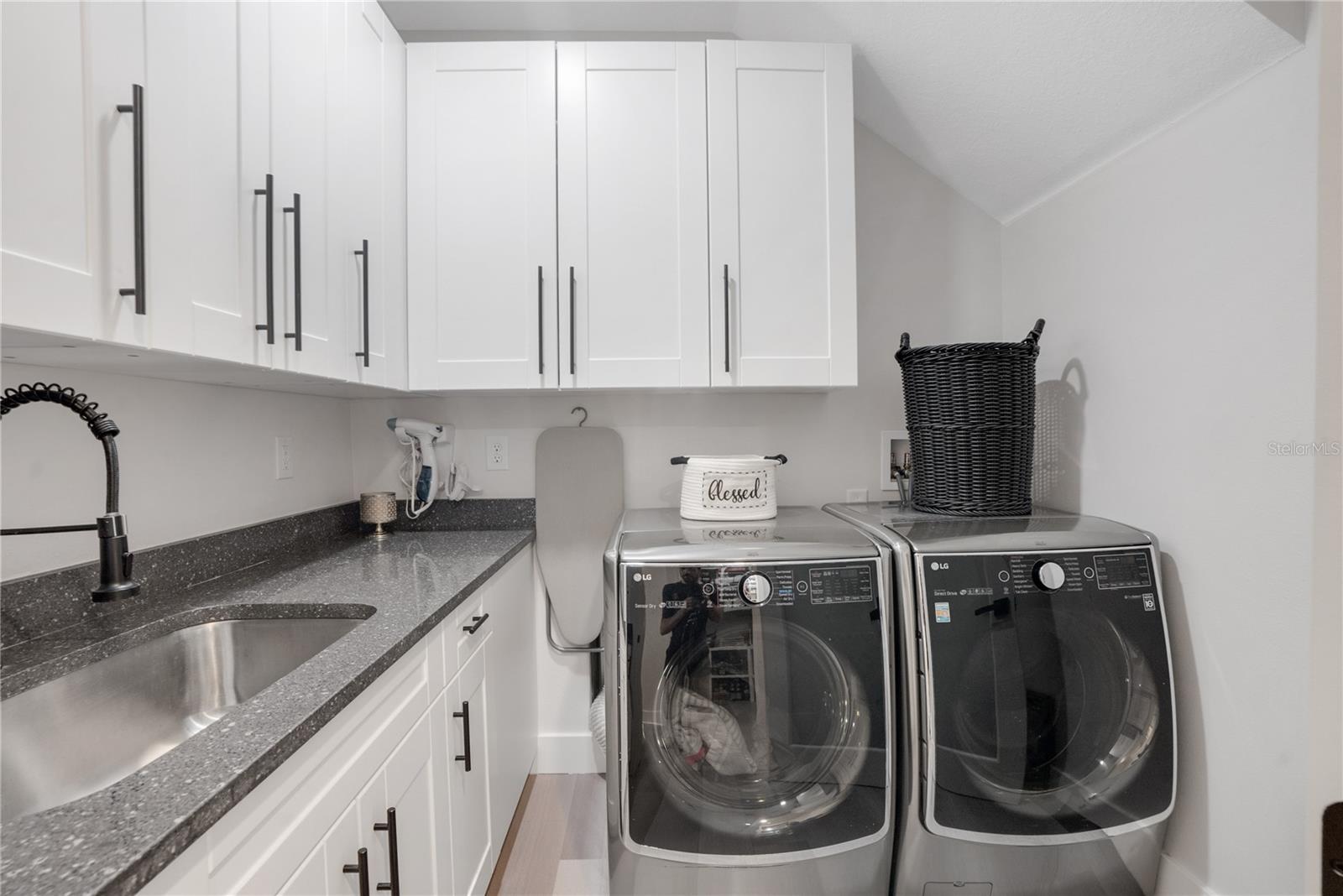 SUNSET GARDENS - Residential