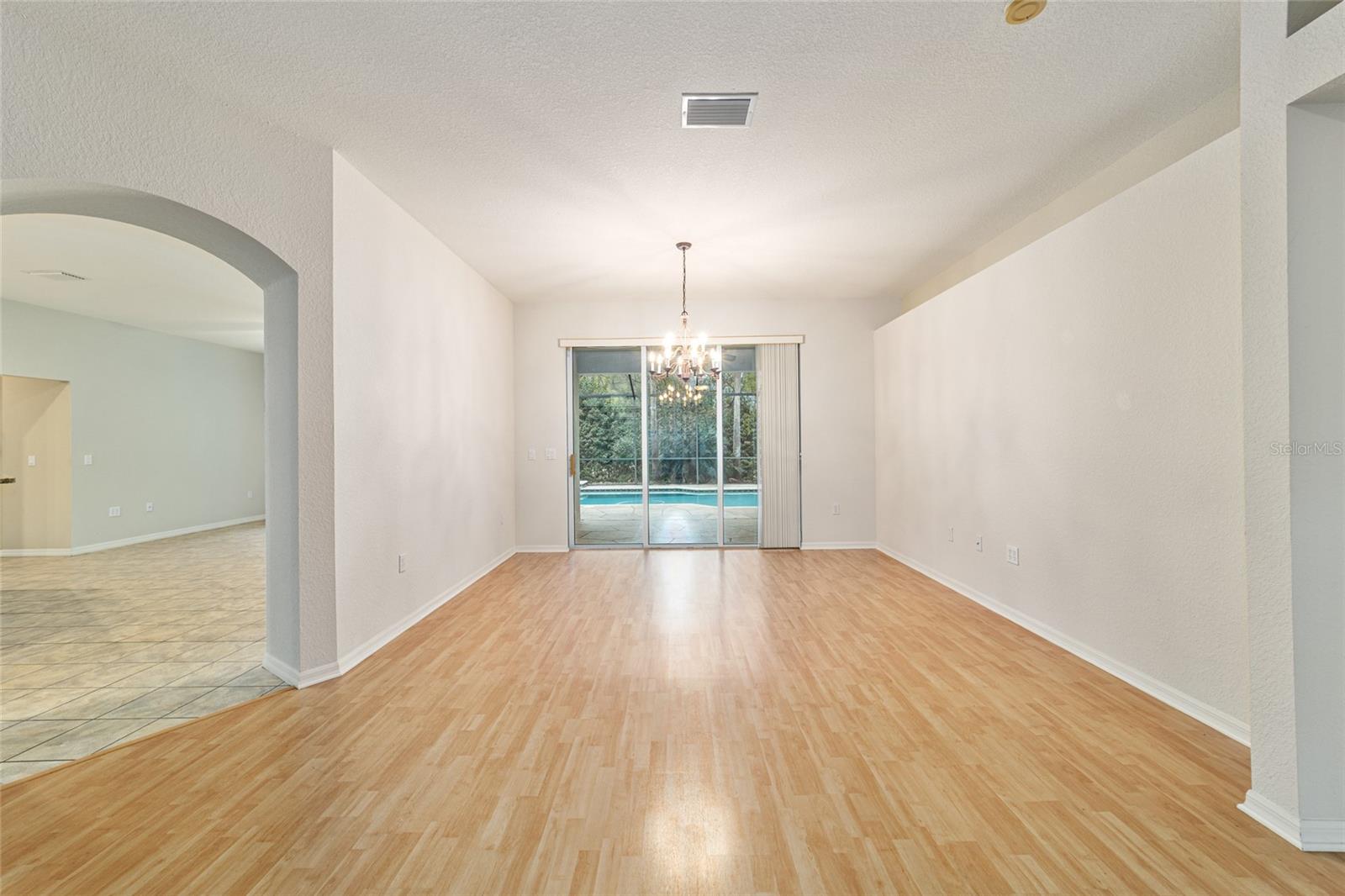 RAINBOW SPGS 05 REP - Residential