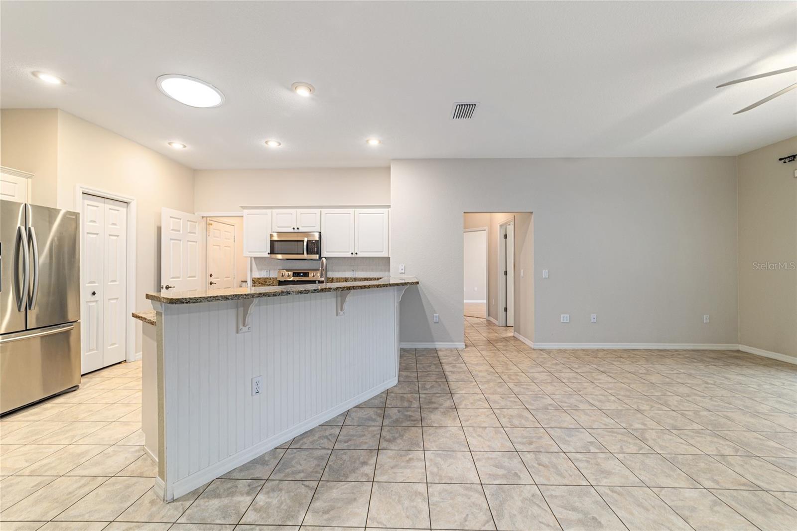 RAINBOW SPGS 05 REP - Residential