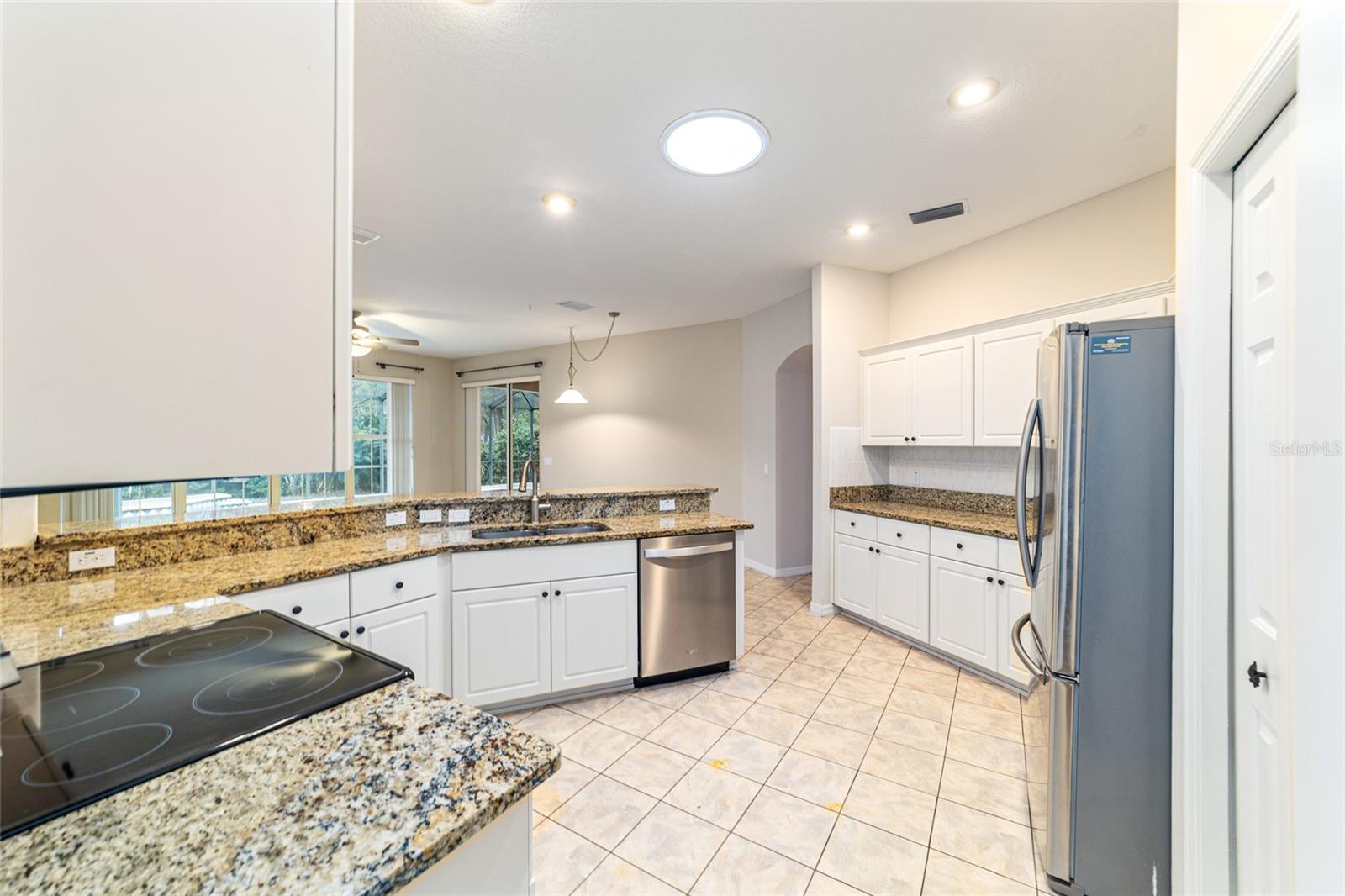 RAINBOW SPGS 05 REP - Residential