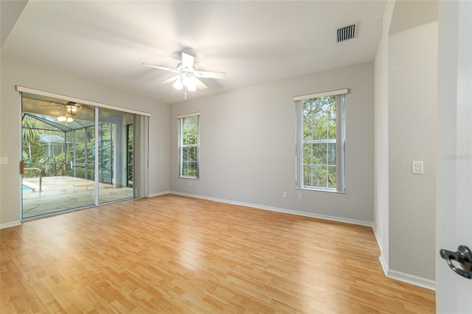 RAINBOW SPGS 05 REP - Residential