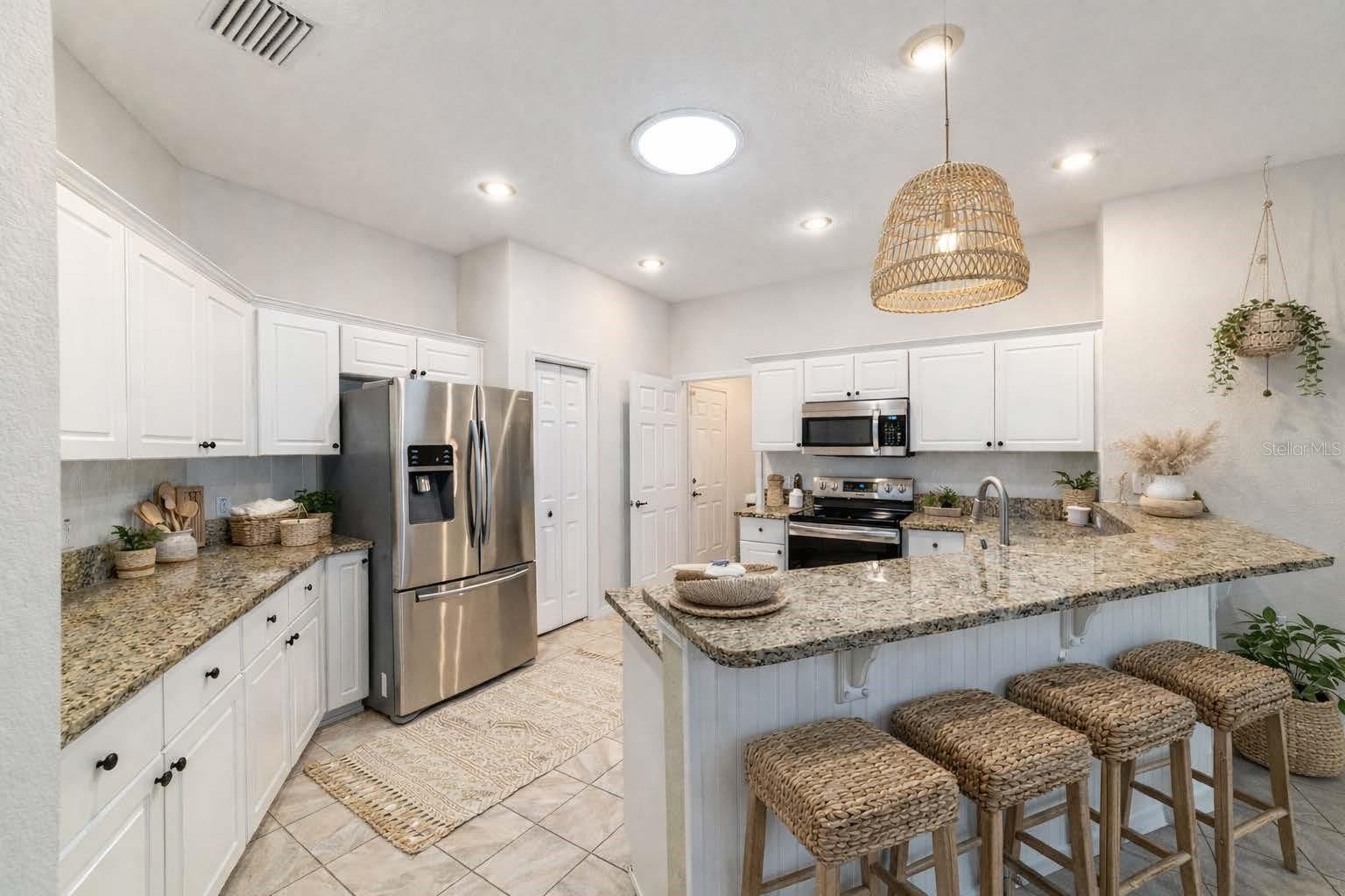 RAINBOW SPGS 05 REP - Residential