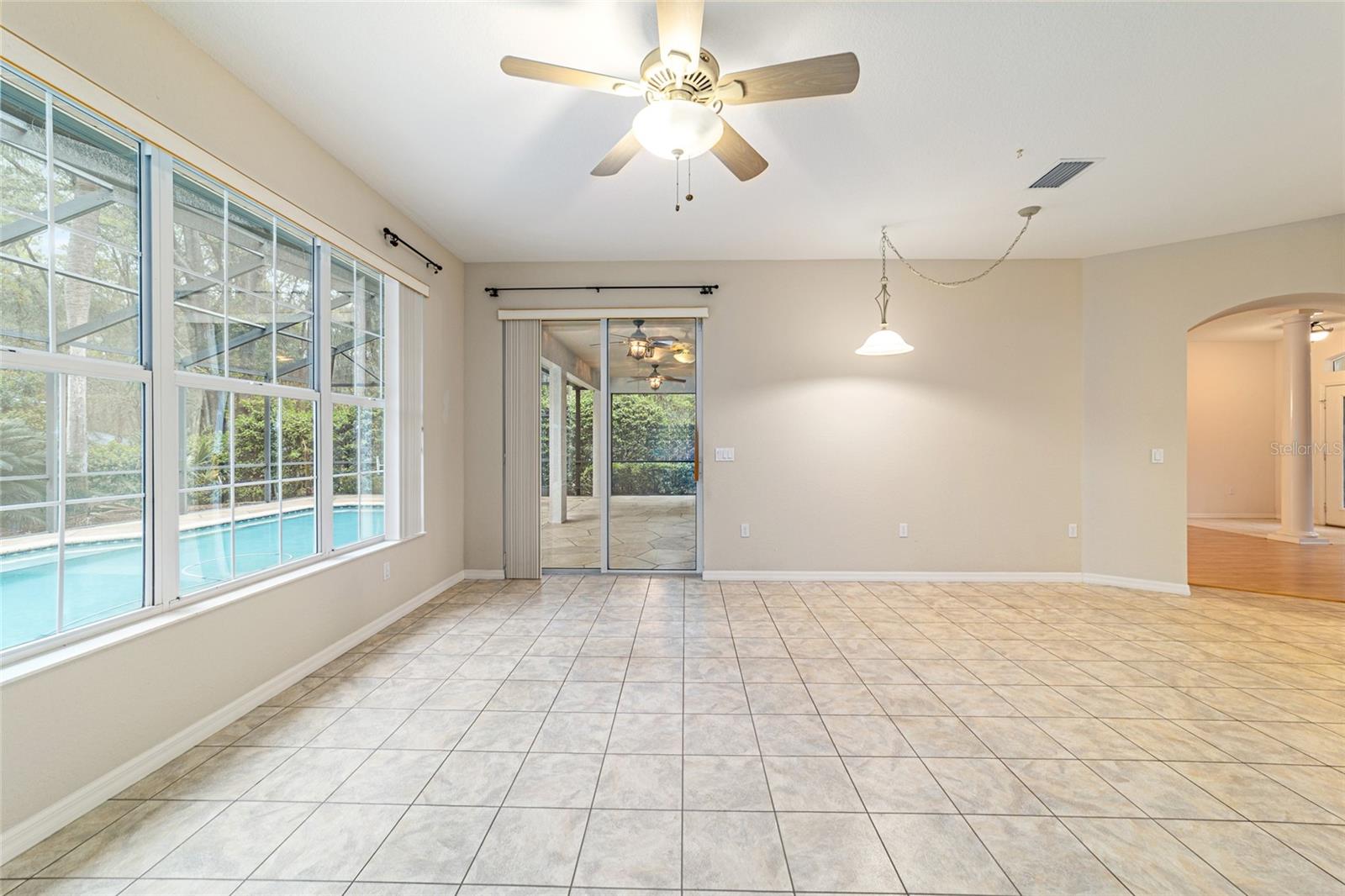 RAINBOW SPGS 05 REP - Residential