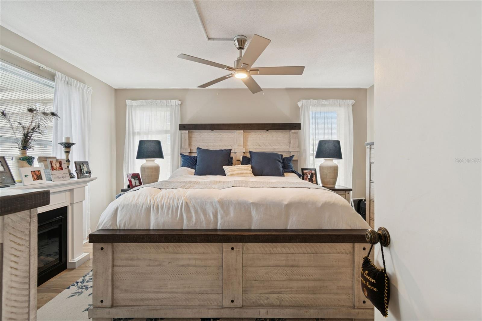 BAYWAY ISLES POINT BRITTANY FIVE - Residential