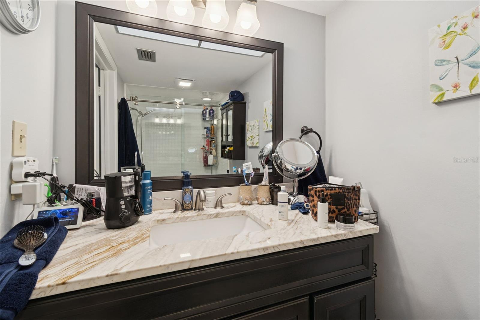 BAYWAY ISLES POINT BRITTANY FIVE - Residential