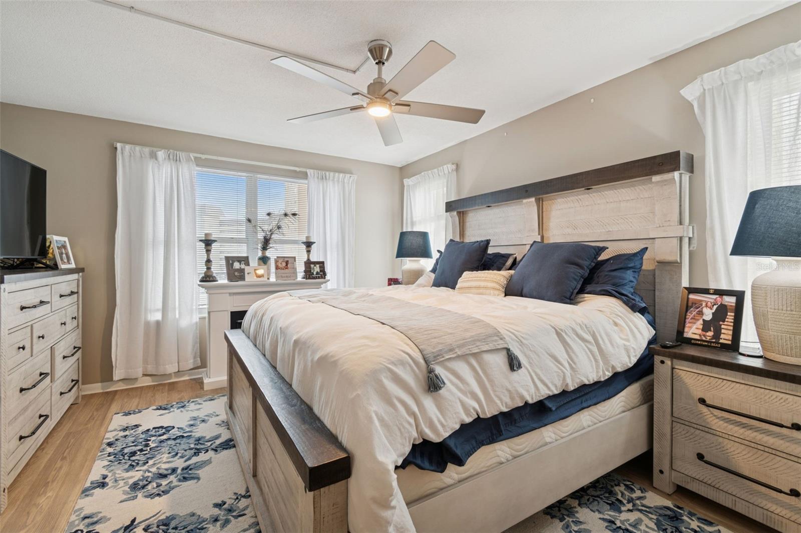 BAYWAY ISLES POINT BRITTANY FIVE - Residential