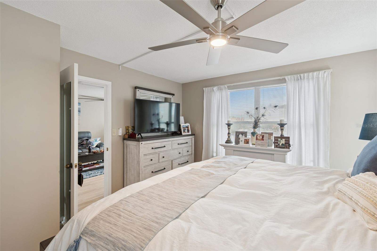 BAYWAY ISLES POINT BRITTANY FIVE - Residential