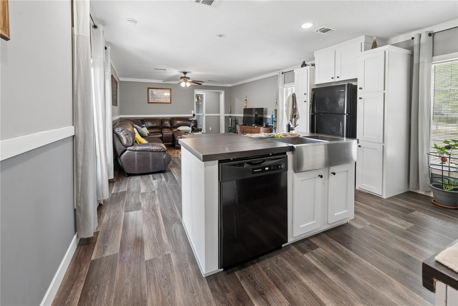 WILLISTON HLNDS - Residential