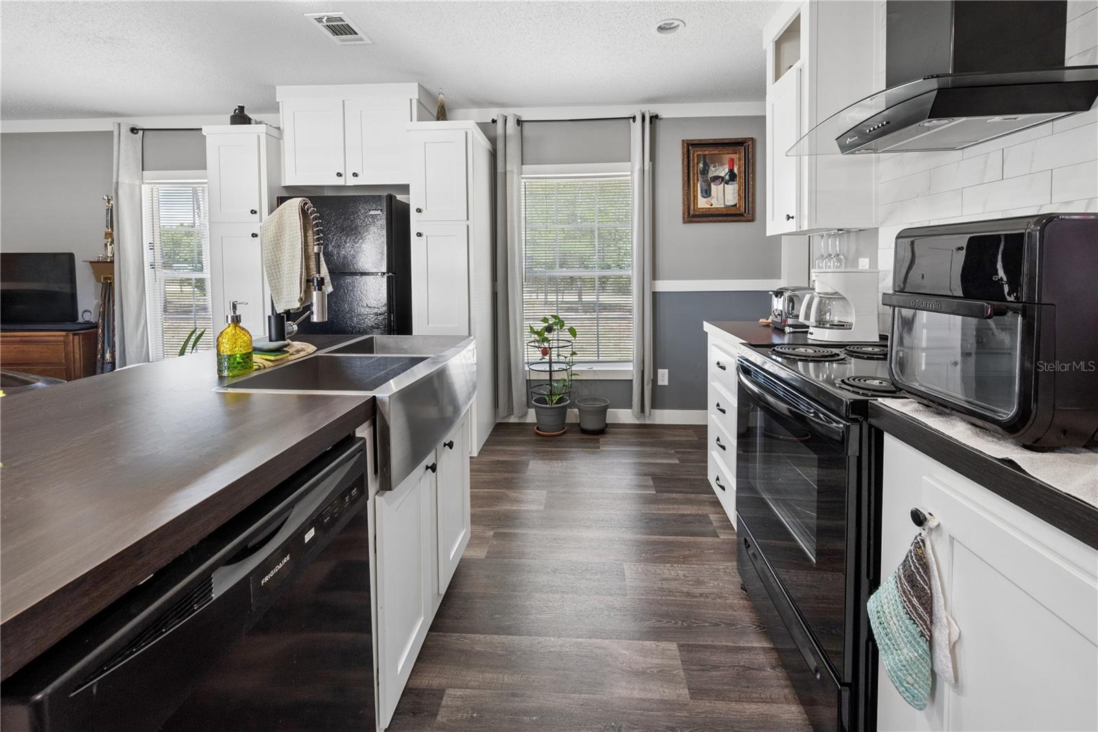 WILLISTON HLNDS - Residential