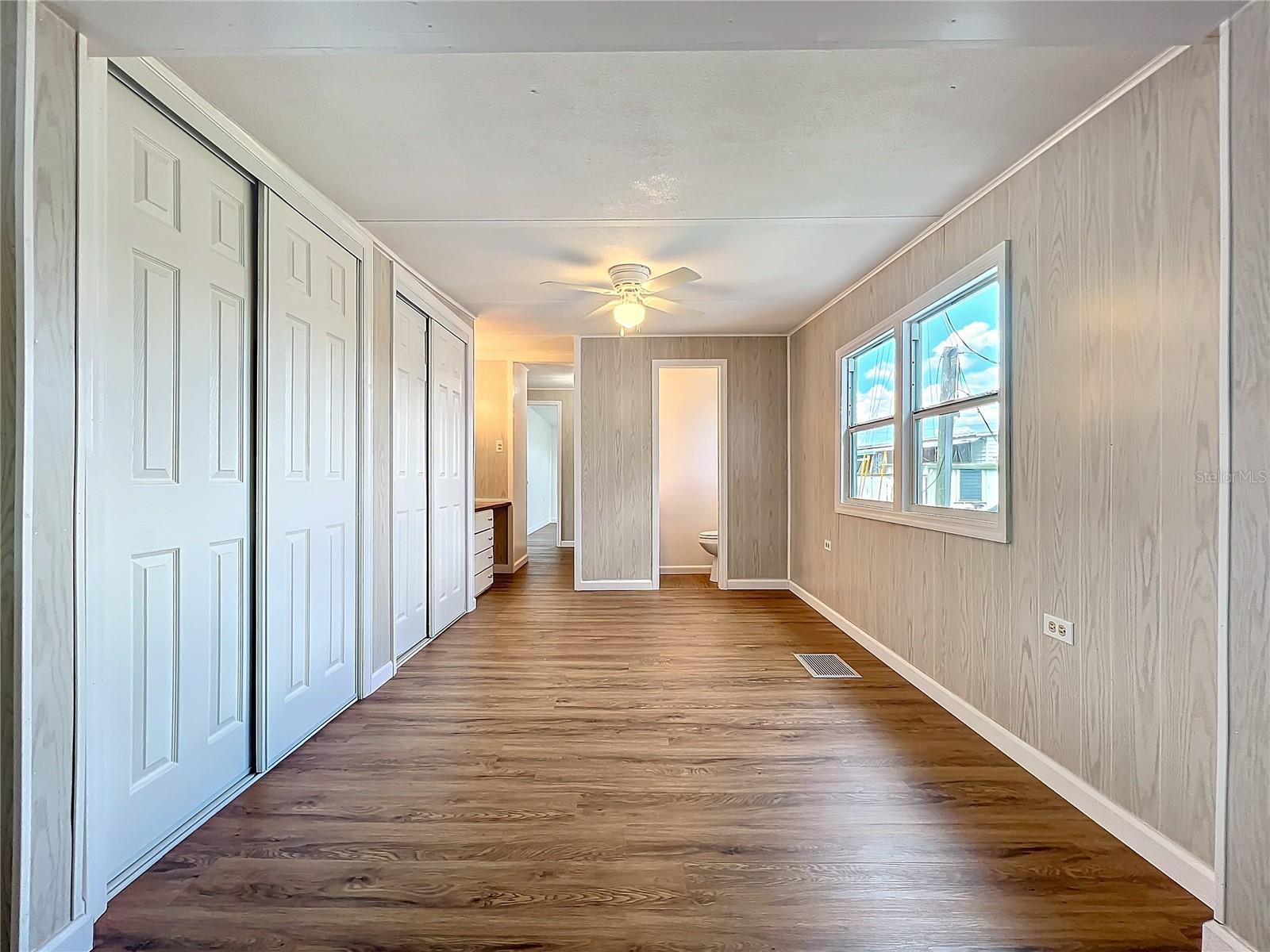 MOBILE MANOR - Residential