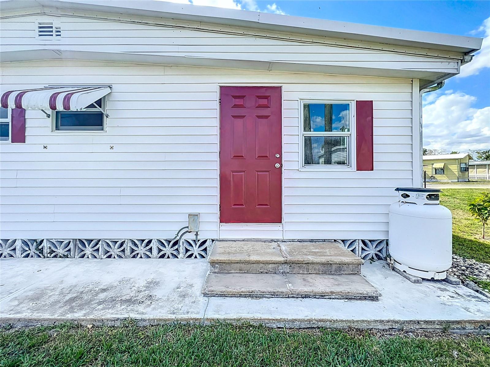 MOBILE MANOR - Residential