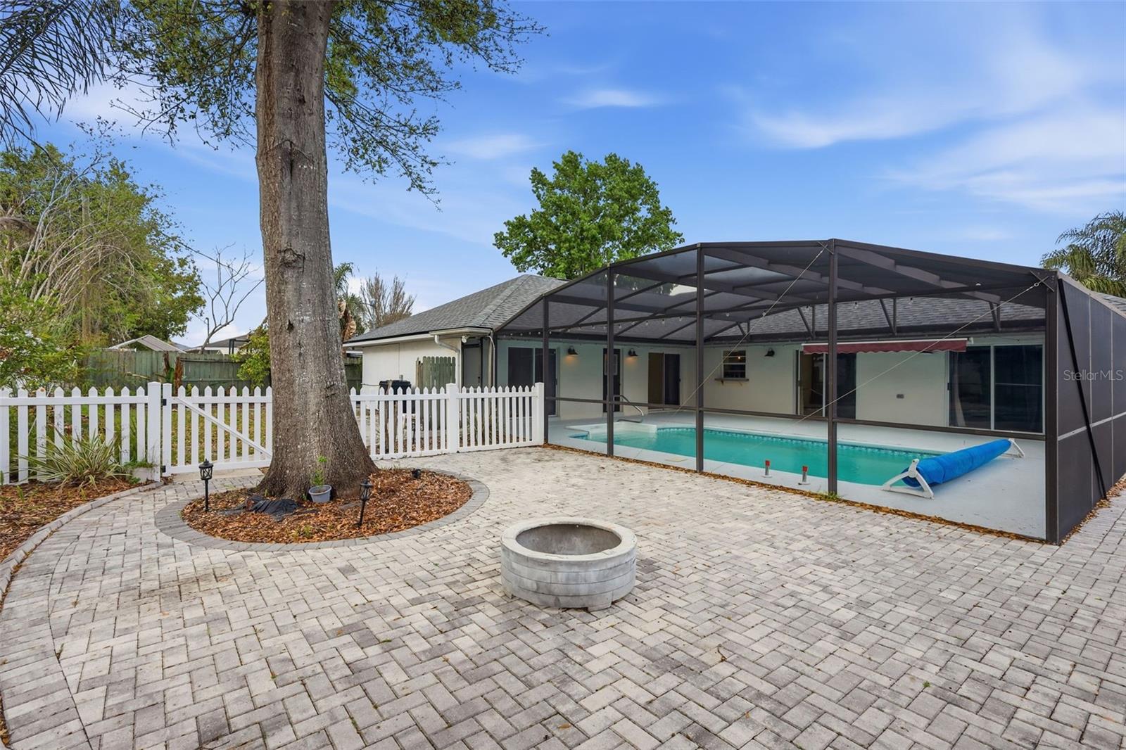 DELTONA LAKES UNIT 17 - Residential