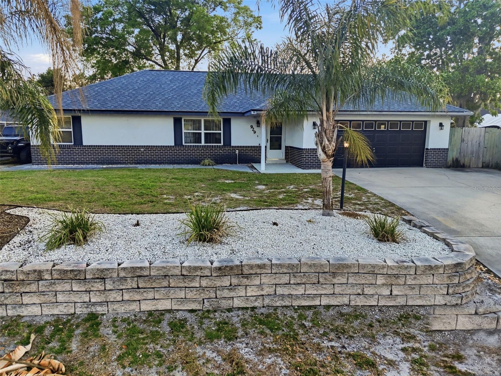 DELTONA LAKES UNIT 17 - Residential