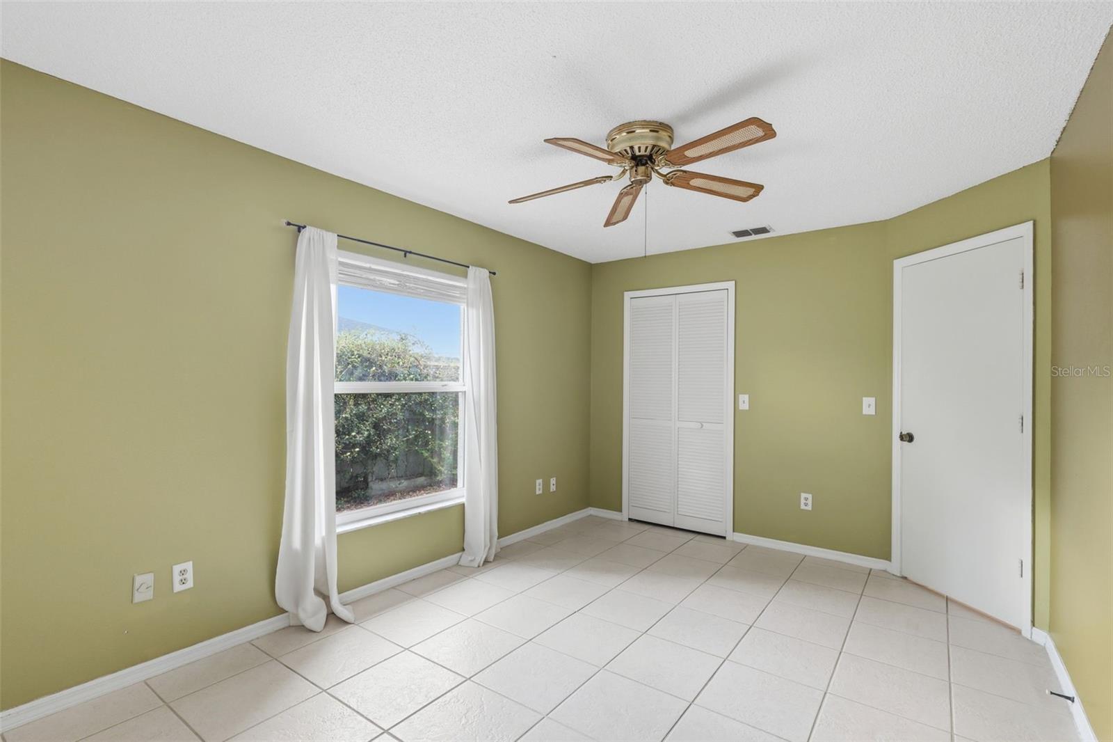 DELTONA LAKES UNIT 17 - Residential