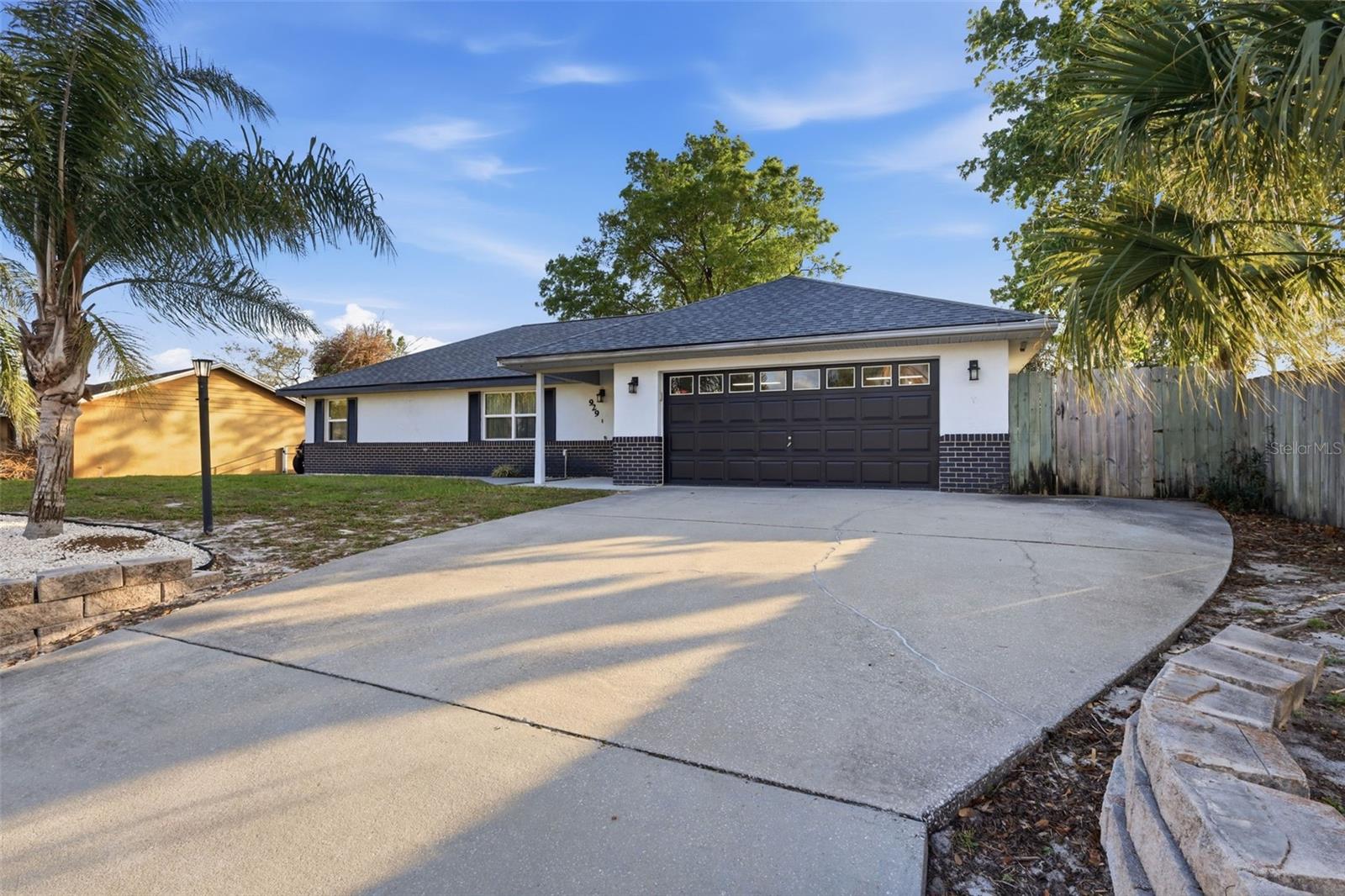 DELTONA LAKES UNIT 17 - Residential