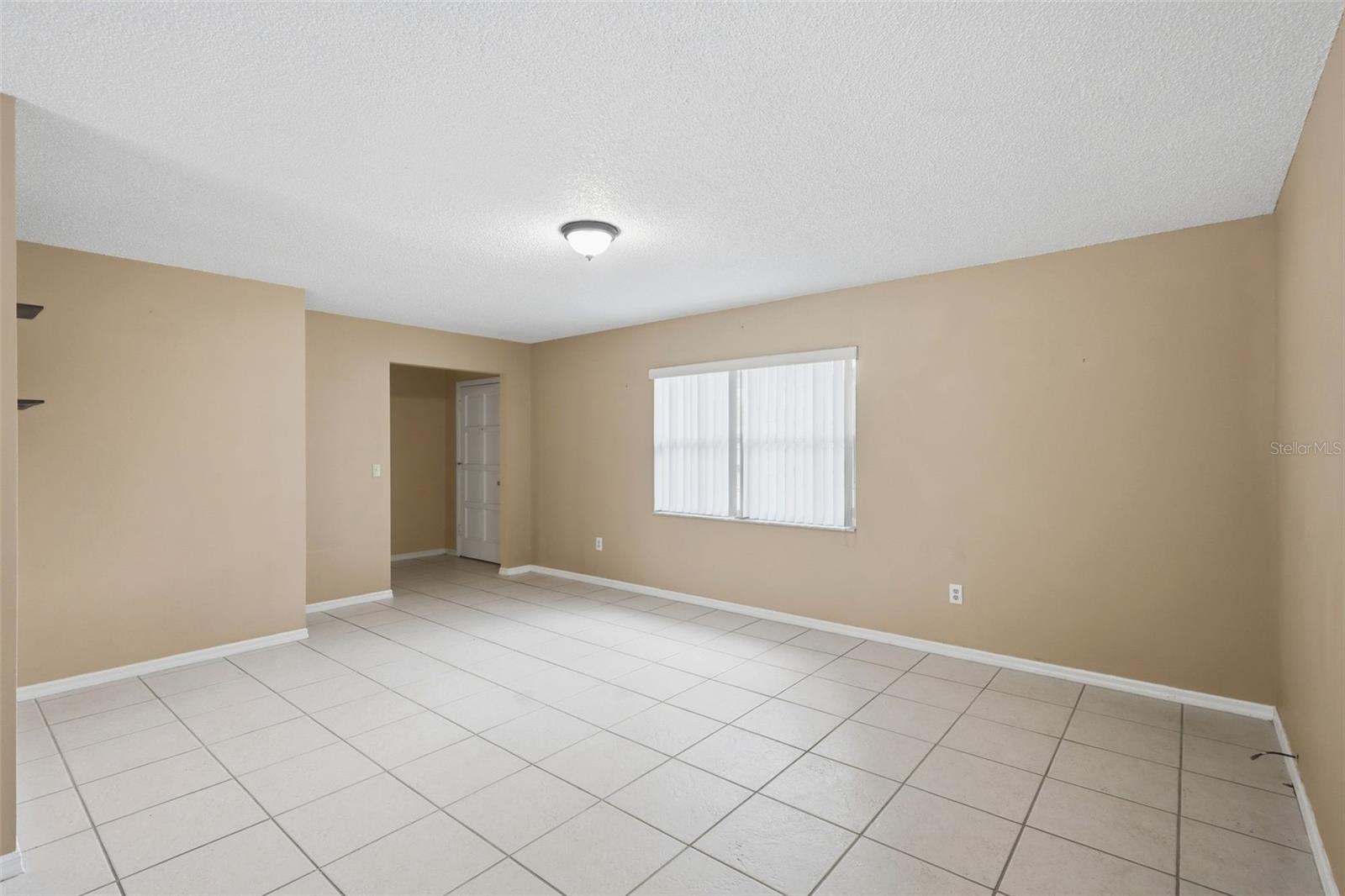 DELTONA LAKES UNIT 17 - Residential