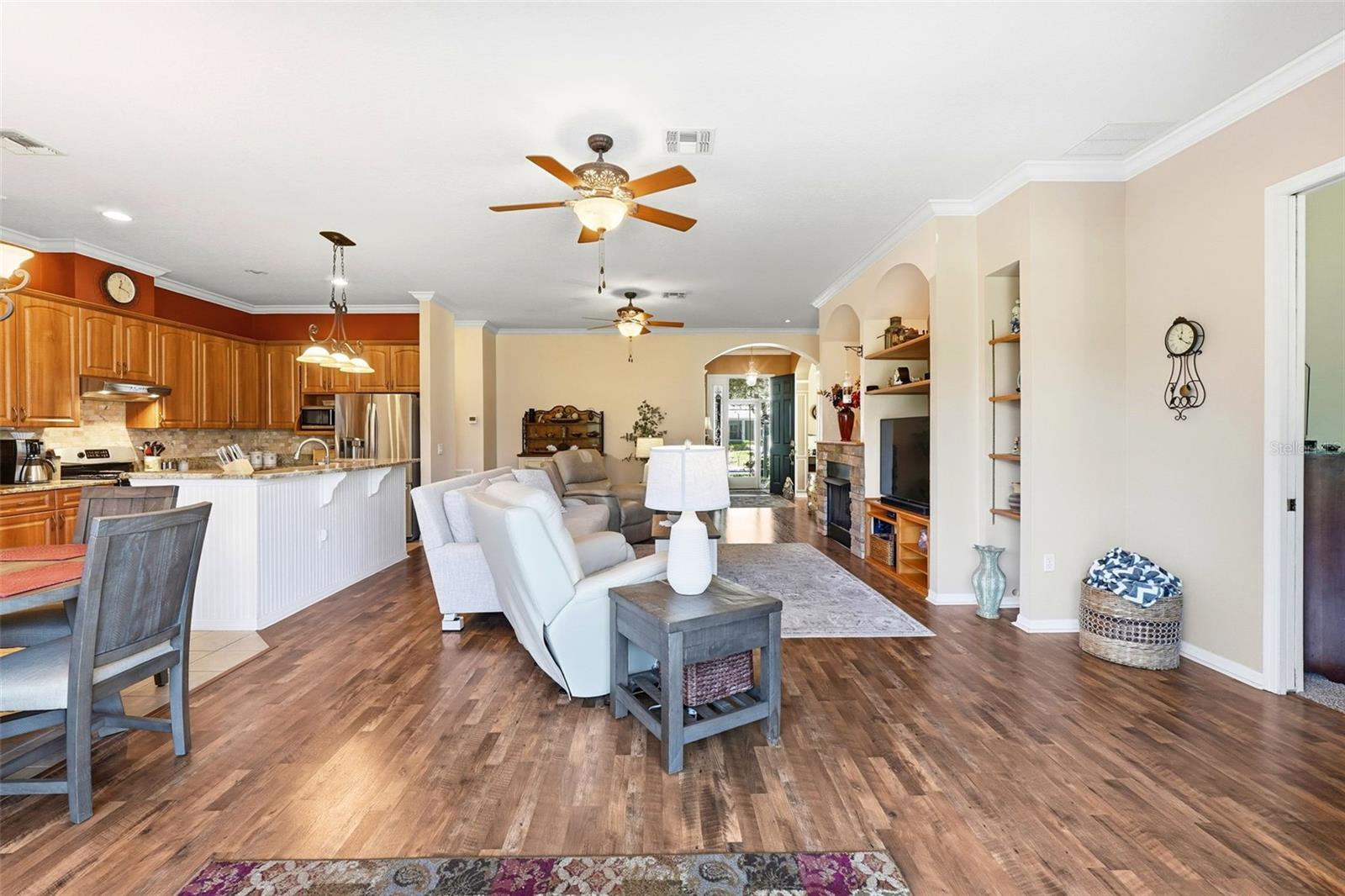 SUMMIT GREENS PH 01 - Residential