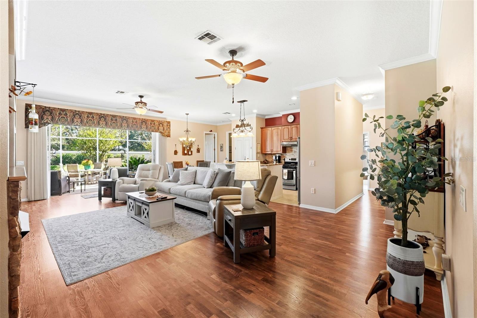 SUMMIT GREENS PH 01 - Residential