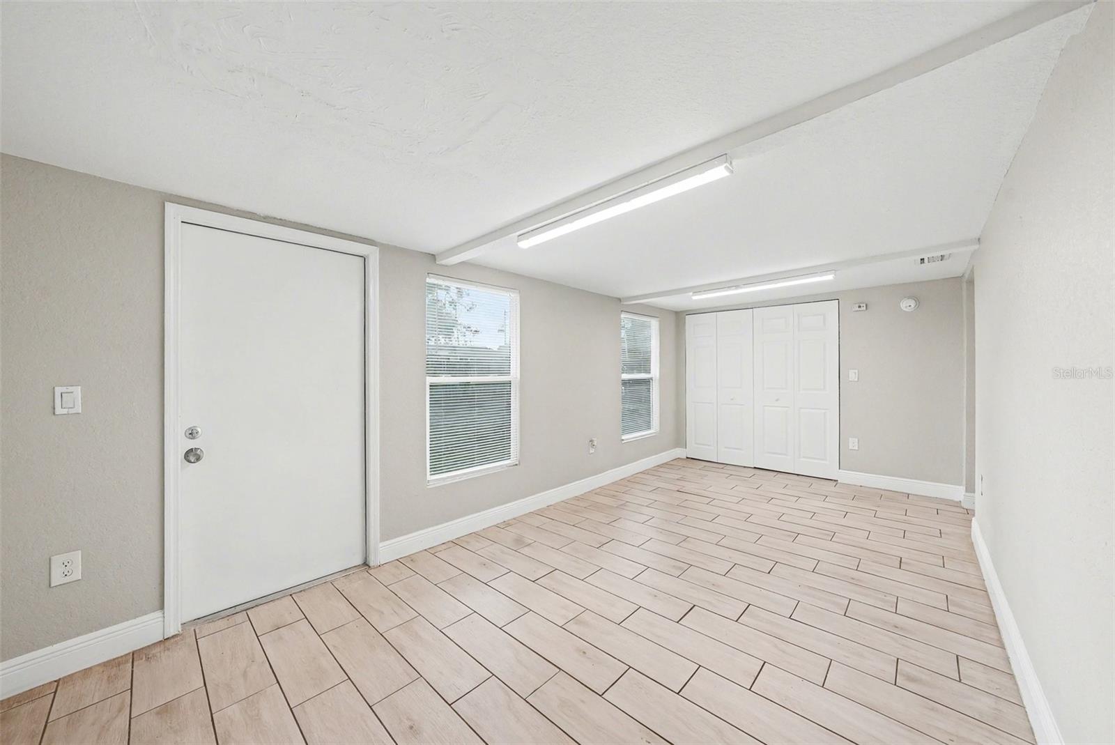 BROWN ACRES - Residential