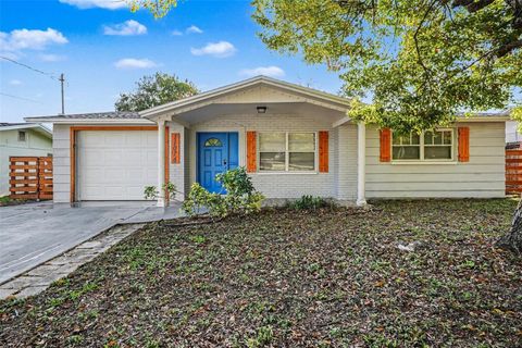 Photo of 11014 Grant Drive, Port Richey, FL 34668 (MLS # O6393091)