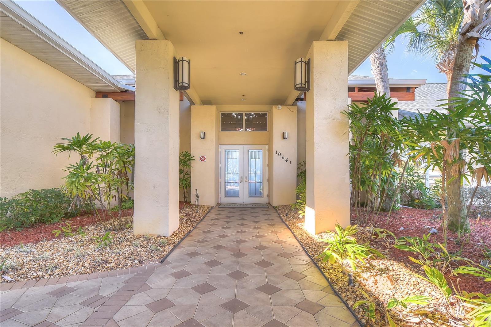 TAMPA BAY GOLF & TENNIS CLUB - Residential