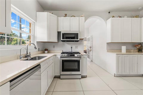 Tiny photo for 3610 E Fort King Street, Ocala, FL 34470 (MLS # OM727477)