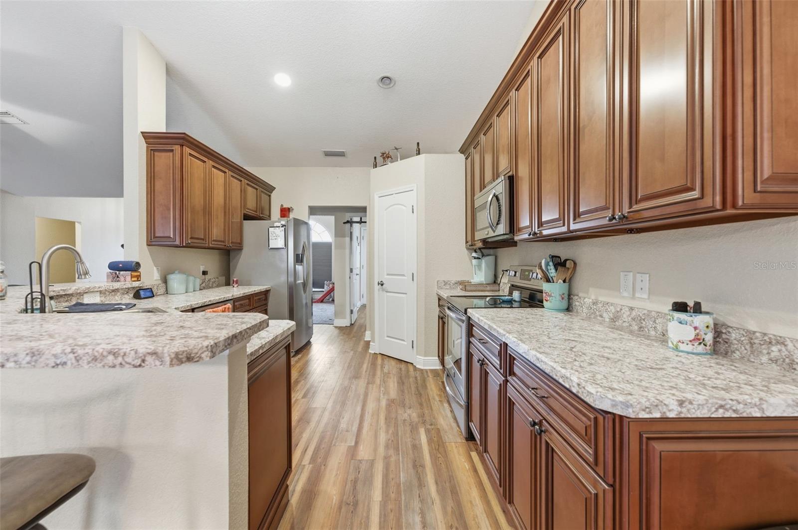 ROYAL HIGHLANDS - Residential