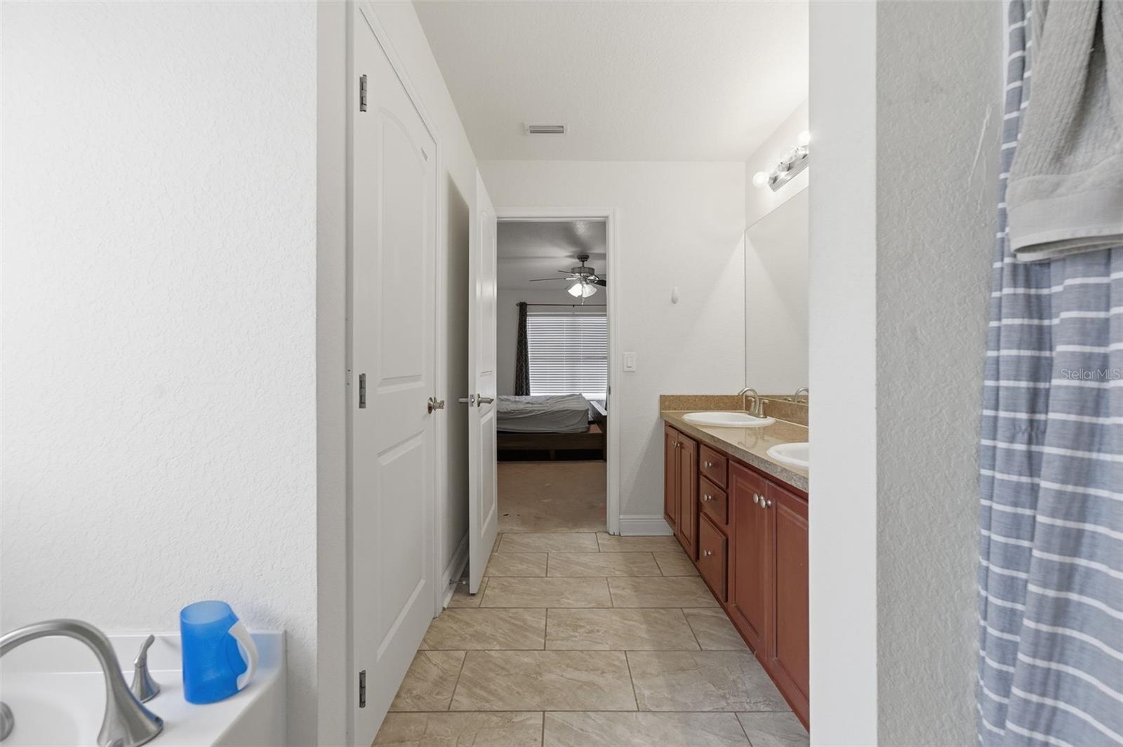 ROYAL HIGHLANDS - Residential