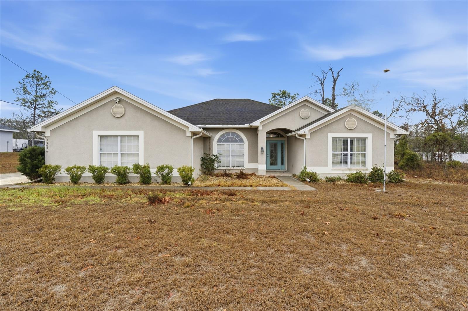 ROYAL HIGHLANDS - Residential