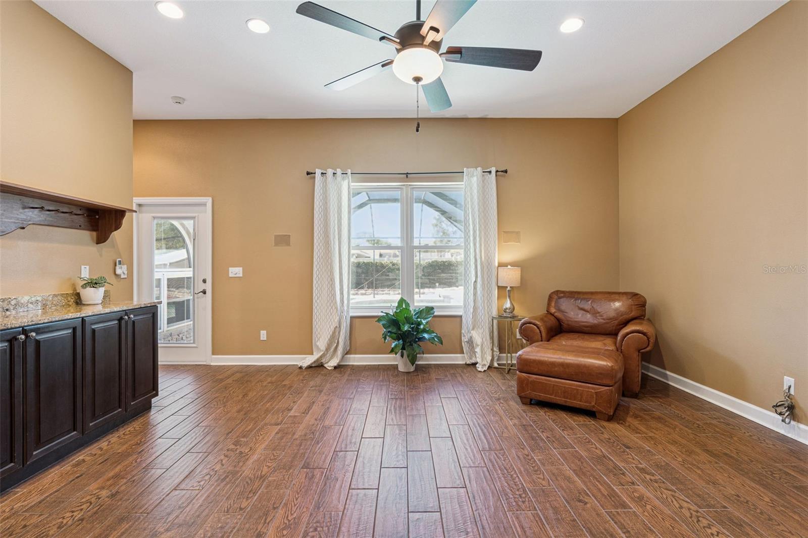 DELTONA LAKES UNIT 71 - Residential