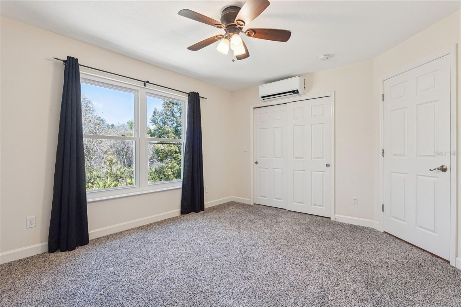 DELTONA LAKES UNIT 71 - Residential