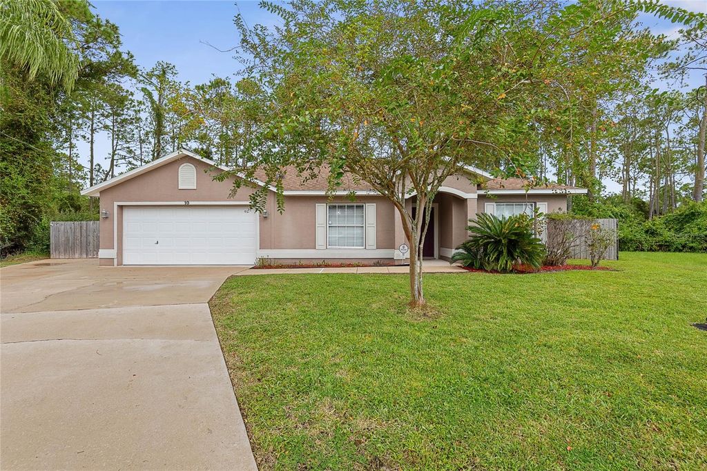 Photo of 10 Riverview Place, Palm Coast, FL 32164 (MLS # FC313181)