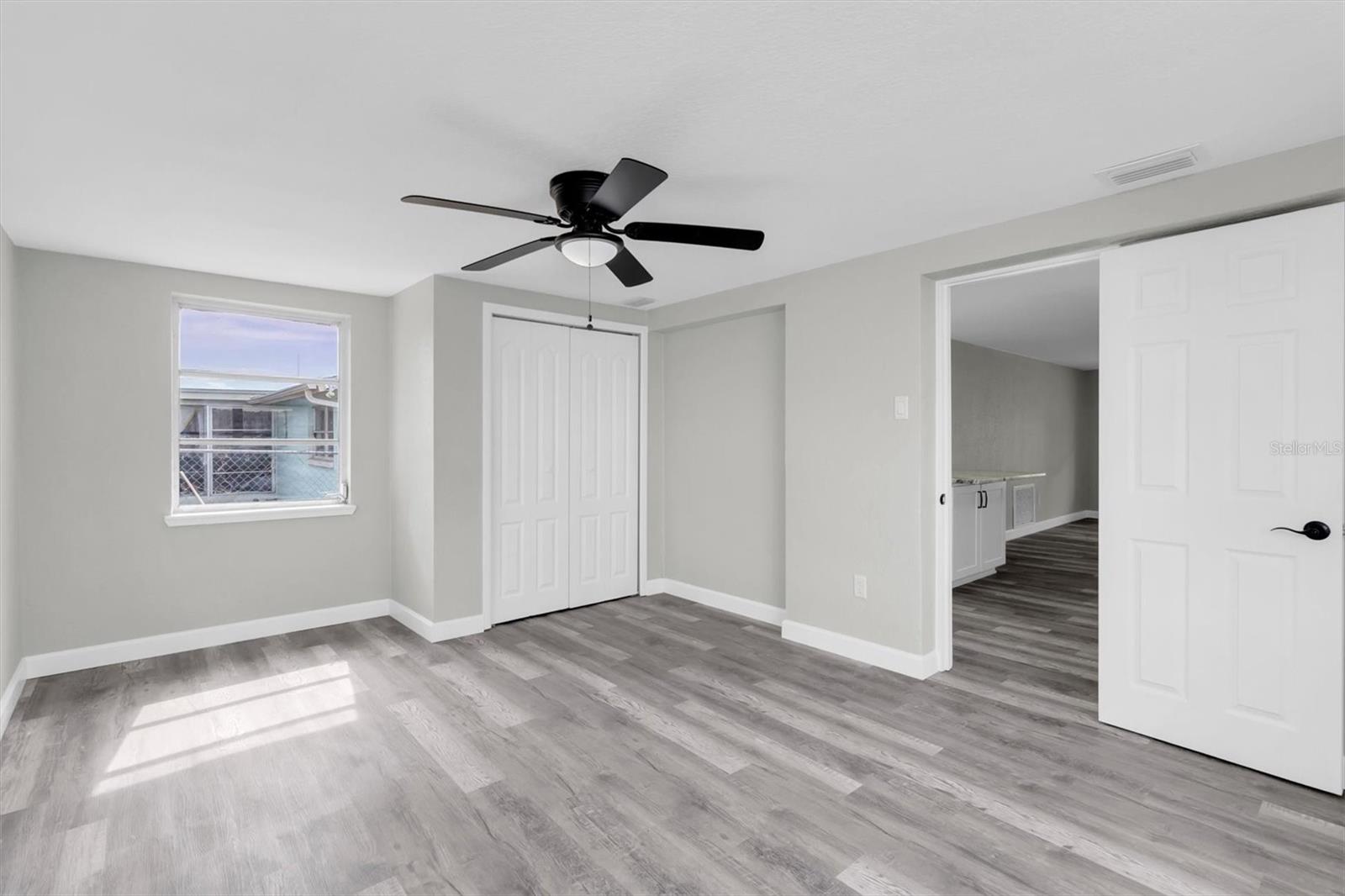 HOLIDAY GARDENS ESTATES - Residential