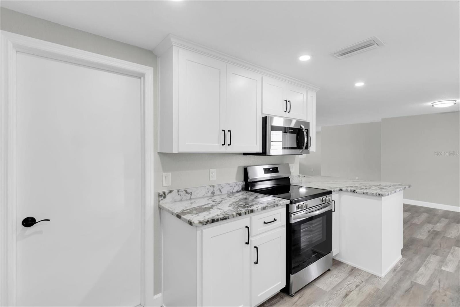 HOLIDAY GARDENS ESTATES - Residential