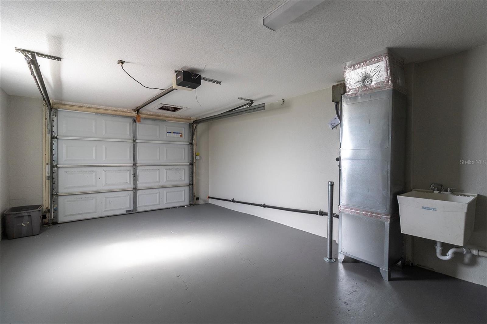 HOLIDAY GARDENS ESTATES - Residential