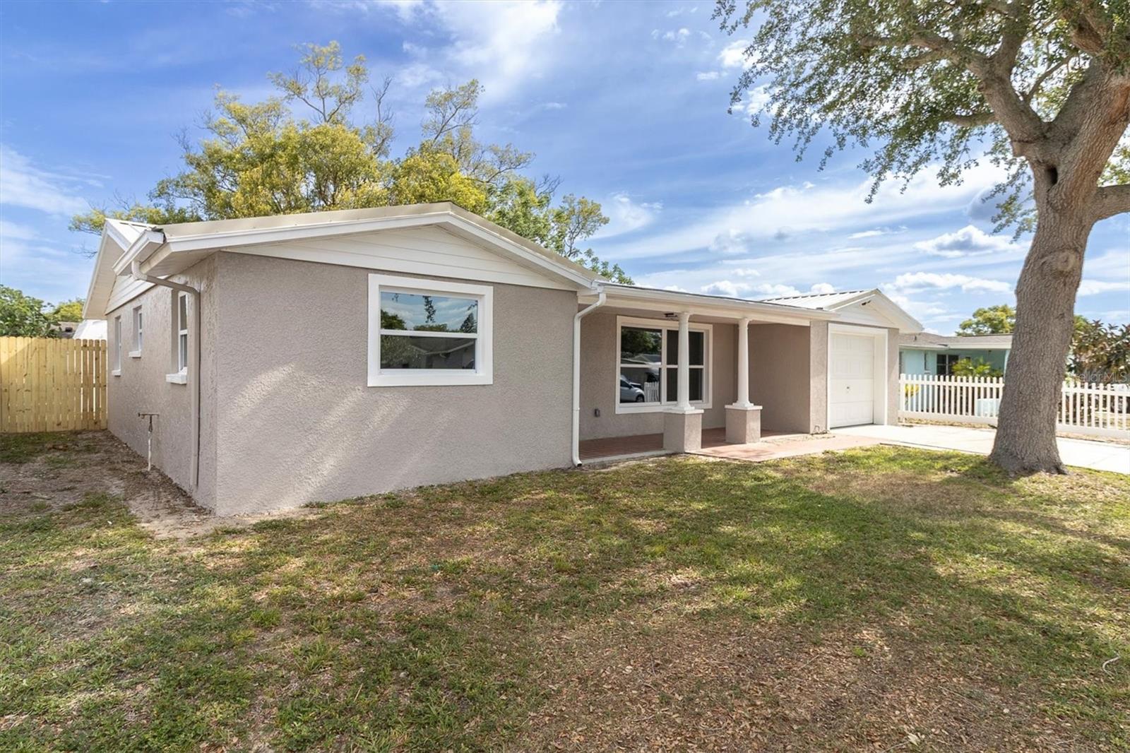 HOLIDAY GARDENS ESTATES - Residential