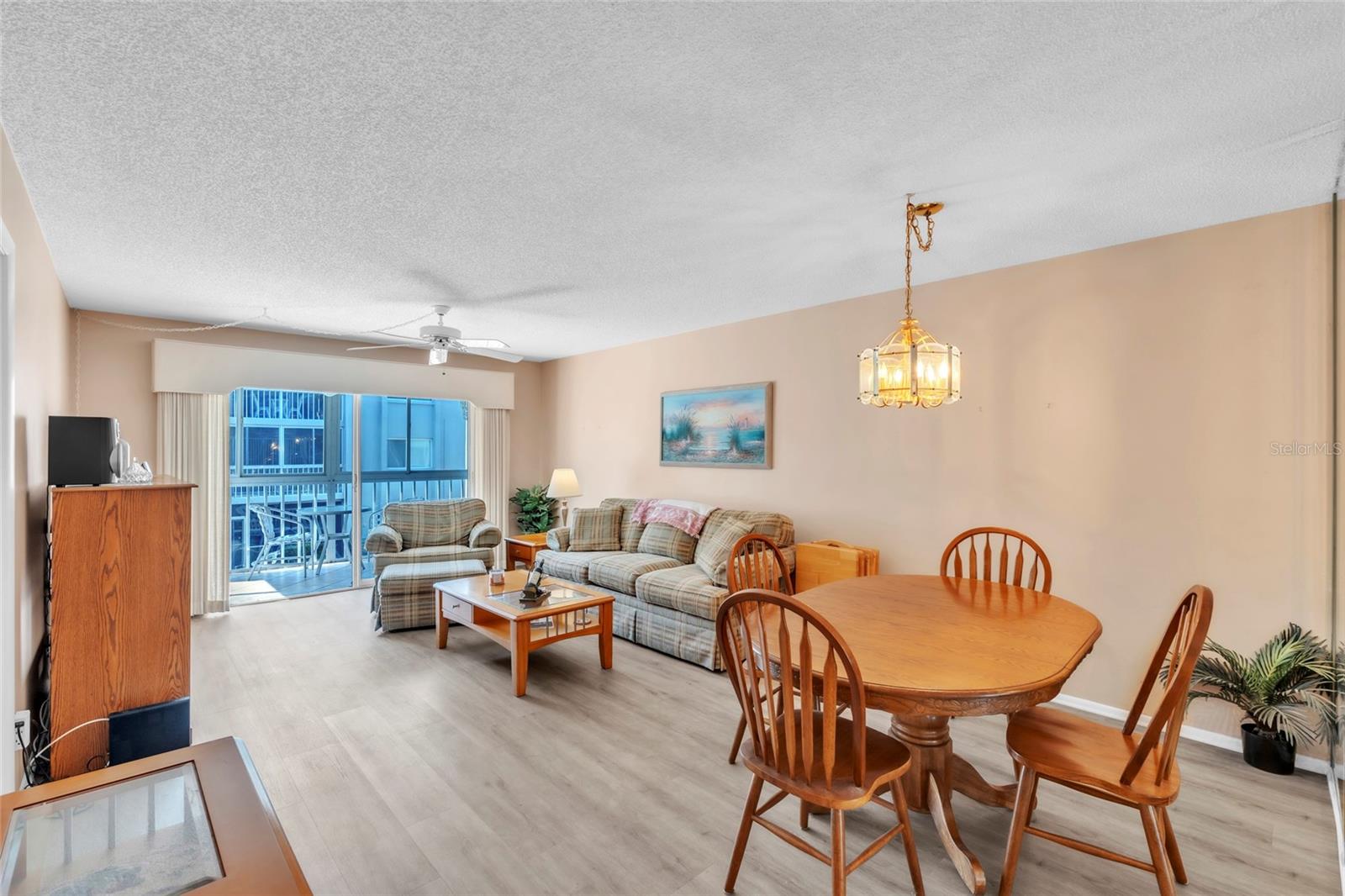 GLEN OAKS GARDEN APTS 2 - Residential