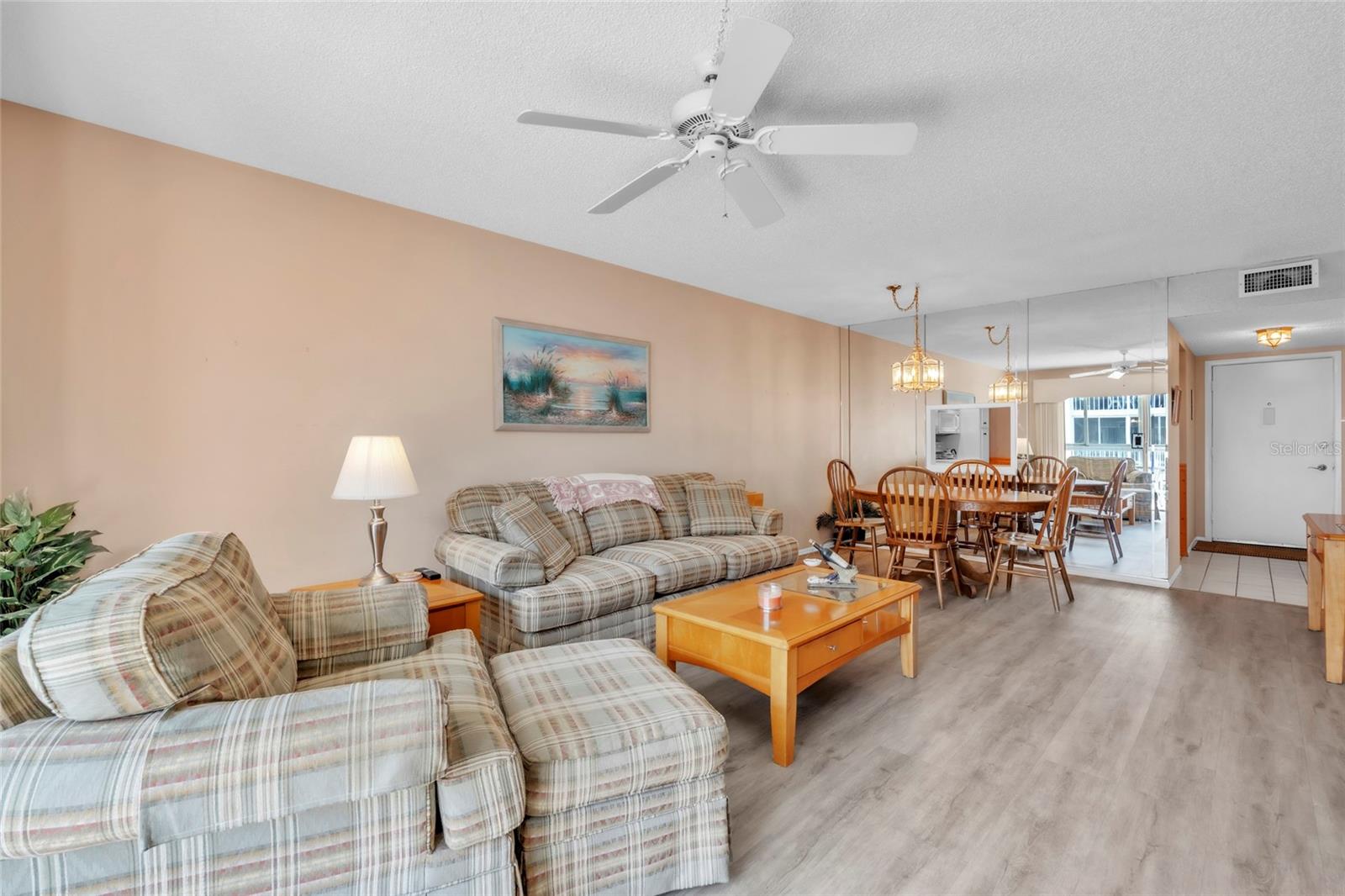 GLEN OAKS GARDEN APTS 2 - Residential