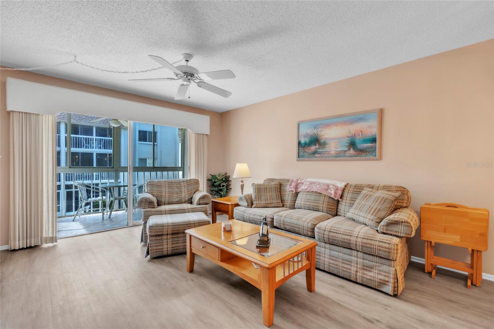 GLEN OAKS GARDEN APTS 2 - Residential