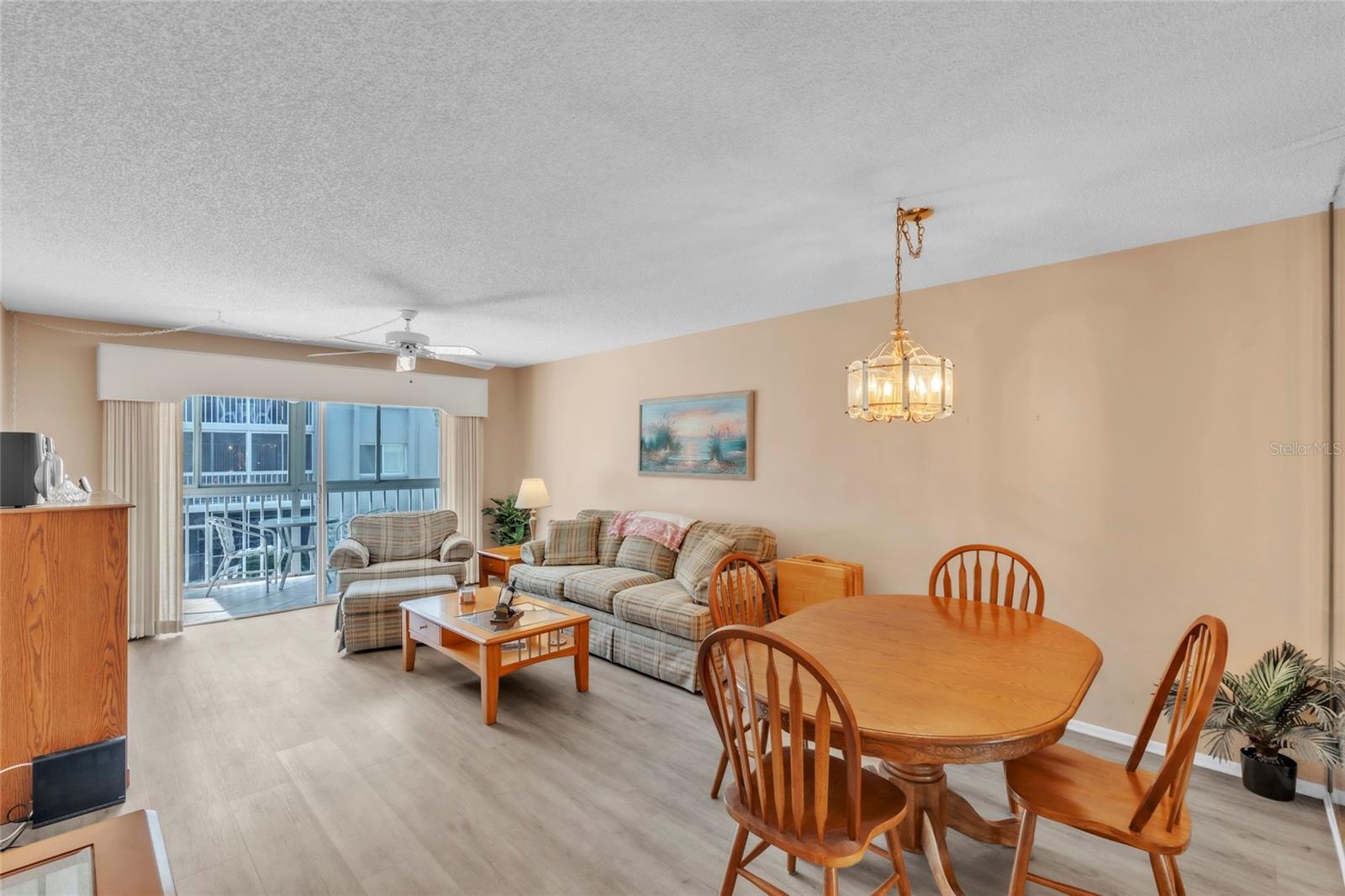 GLEN OAKS GARDEN APTS 2 - Residential